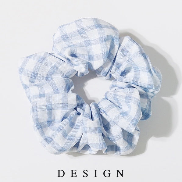 Plaid Pattern Scrunchie