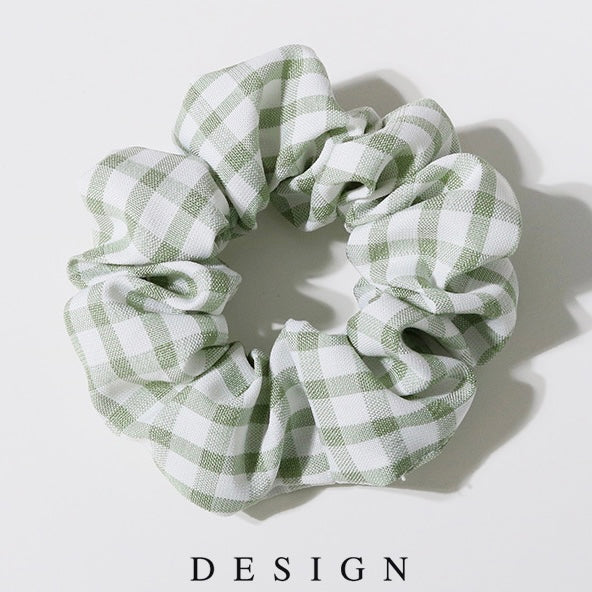 Plaid Pattern Scrunchie