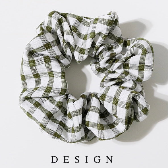 Plaid Pattern Scrunchie